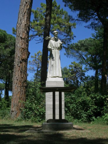 statua san francesco
