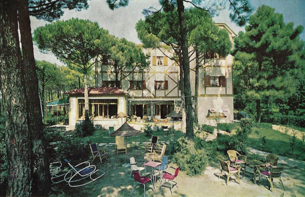 Hotel Locanda dei Pini - Nona Traversa, Fam. Riminucci (oggi villa privata)