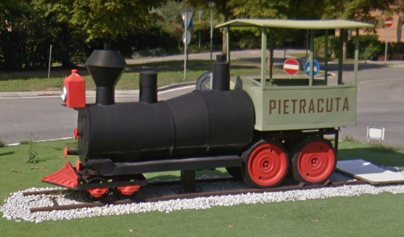 Abbiamo trovato il trenino della pineta!